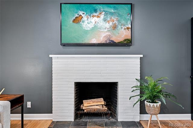 2201 E Floyd Avenue