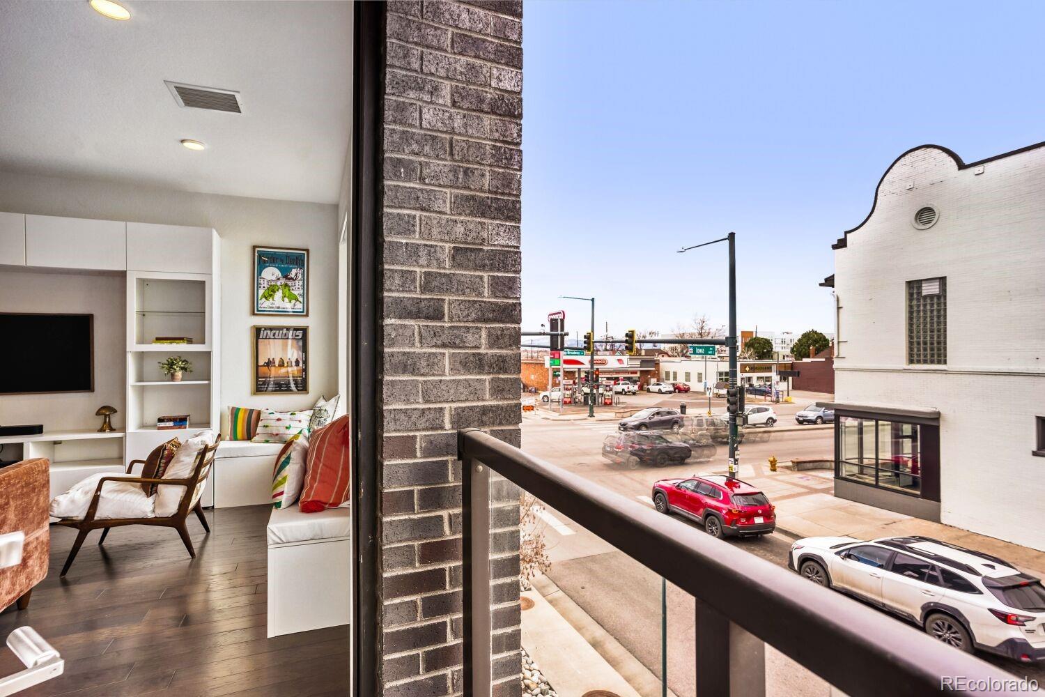 1616 S Broadway Unit: 218