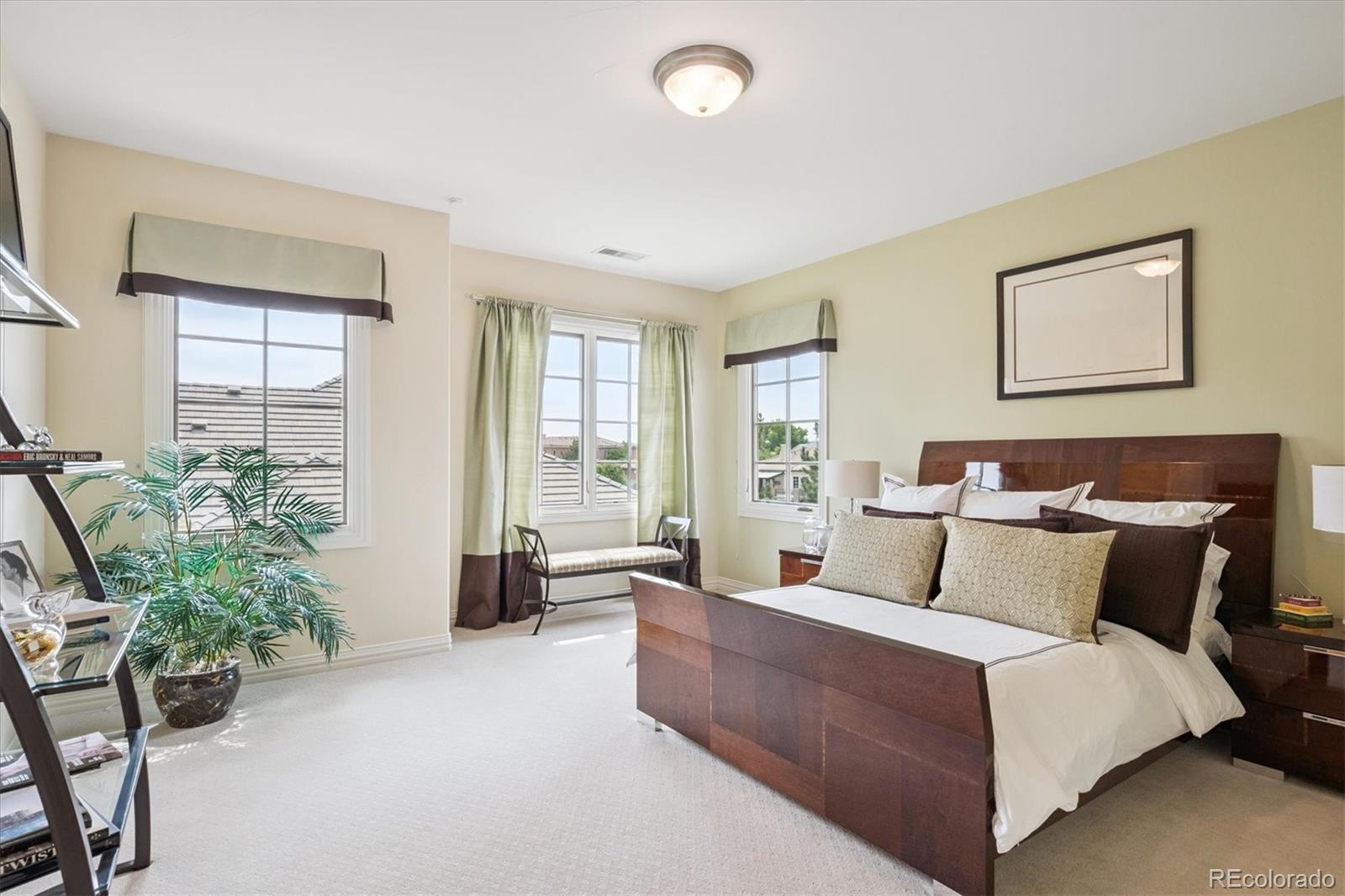 9060 E Harvard Avenue