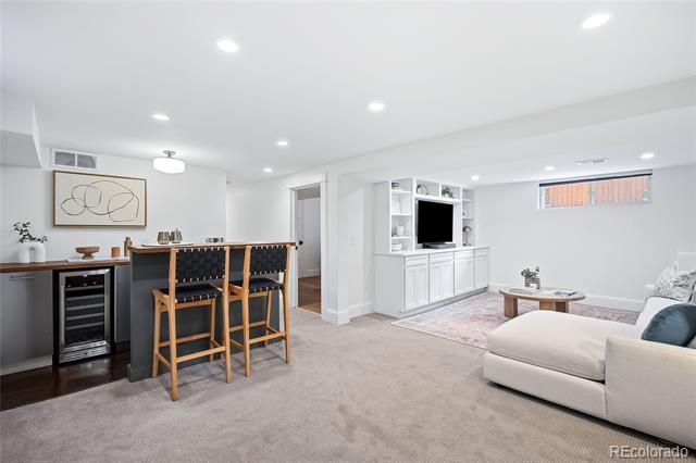 956 S Ogden Street