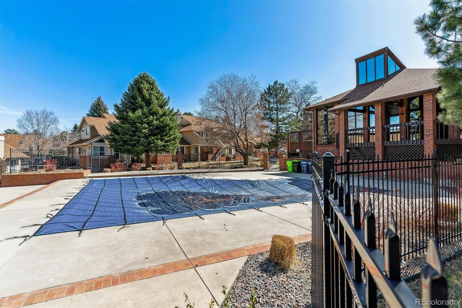 2135 S Troy Way