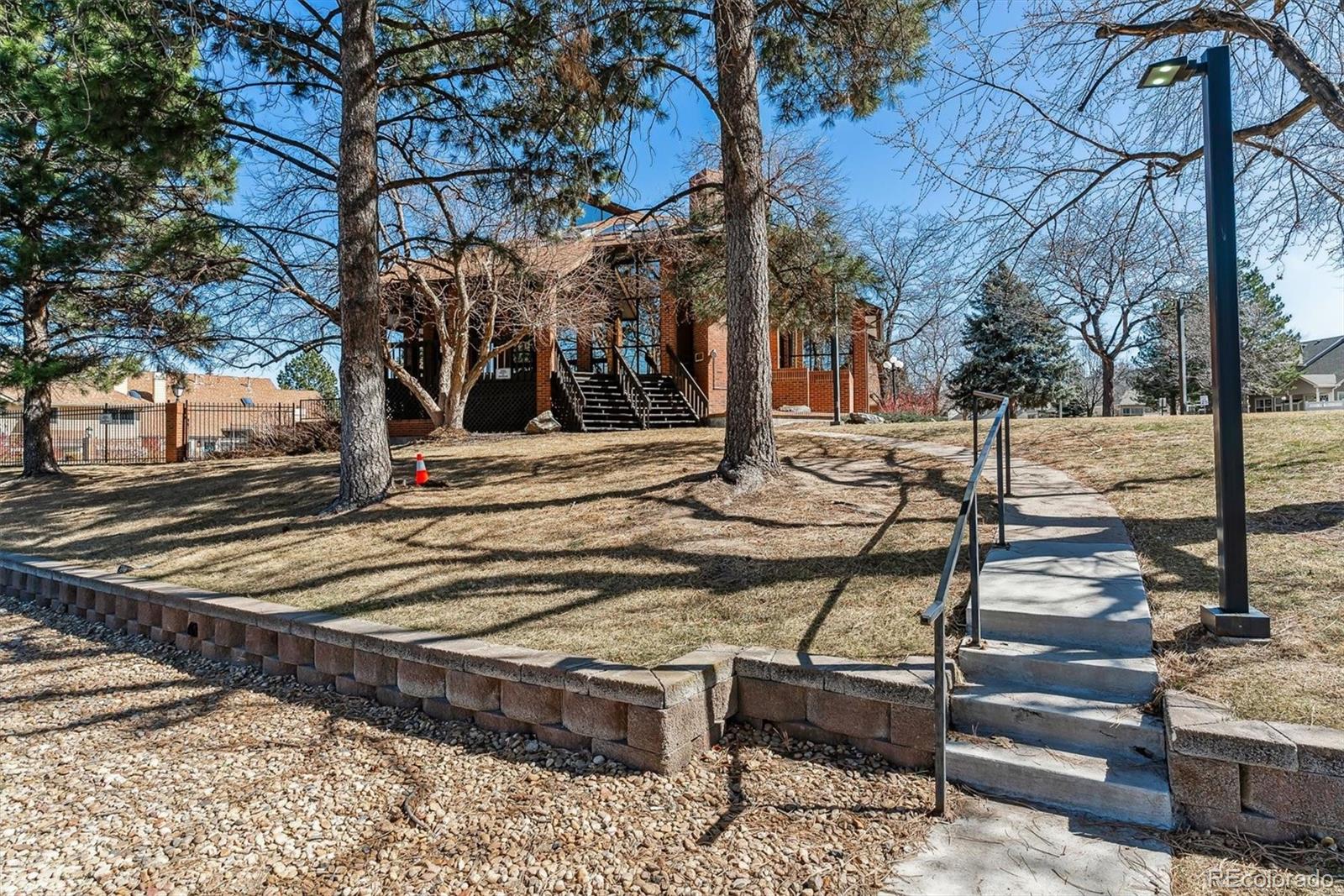 2135 S Troy Way