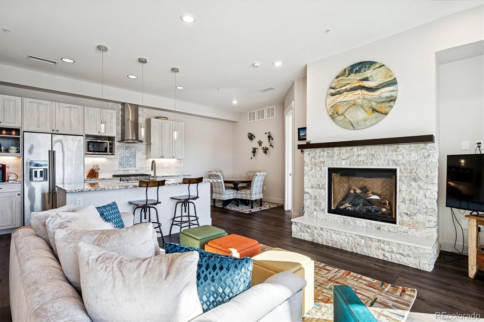 4885 S Monaco Street Unit: 207