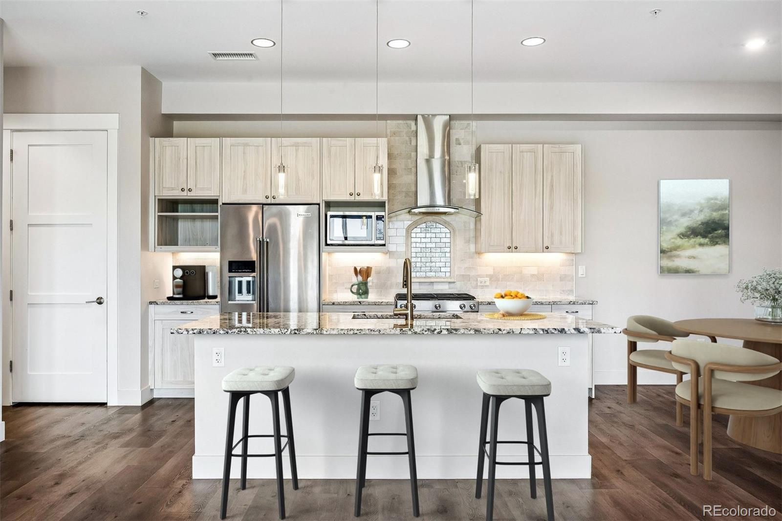 4885 S Monaco Street Unit: 207