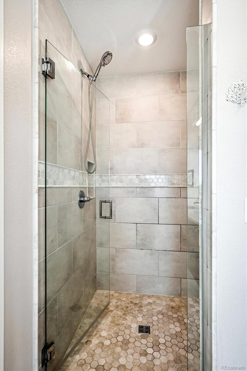 4885 S Monaco Street Unit: 207