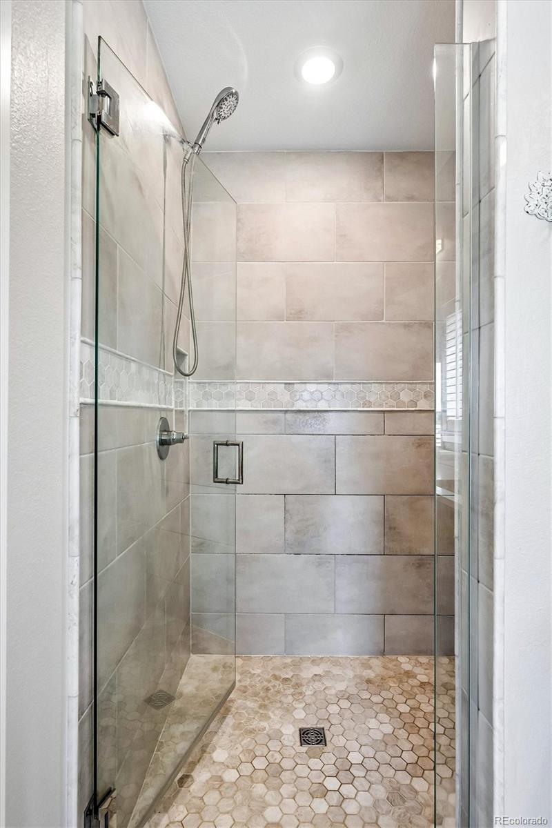 4885 S Monaco Street Unit: 207