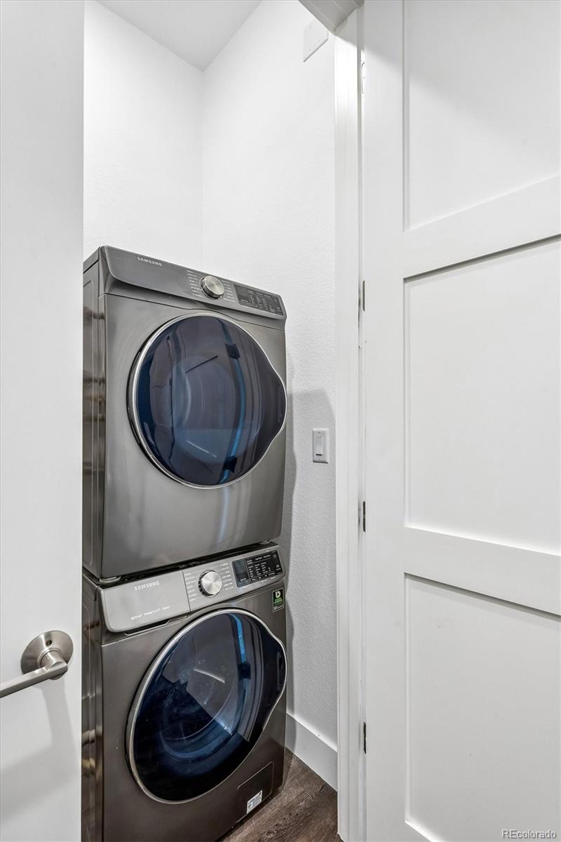 4885 S Monaco Street Unit: 207