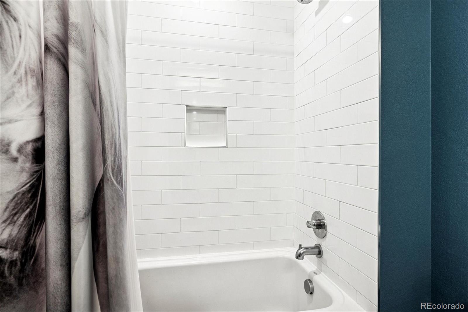 4885 S Monaco Street Unit: 207