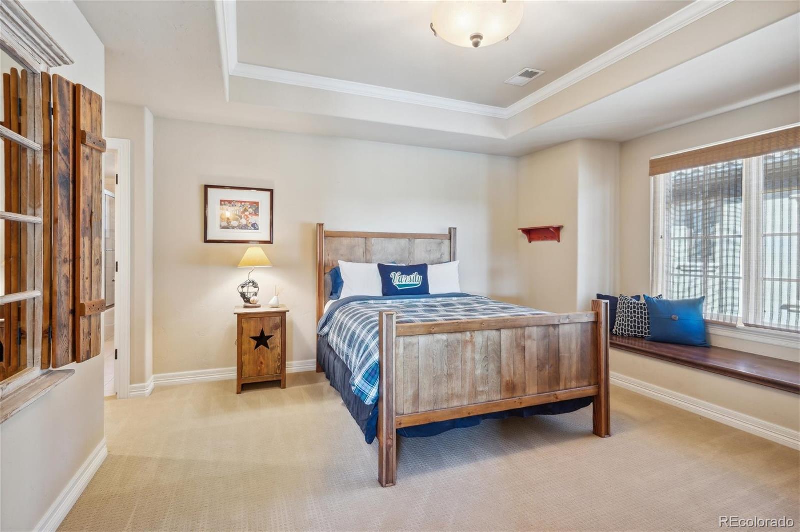 2452 S Yosemite Street