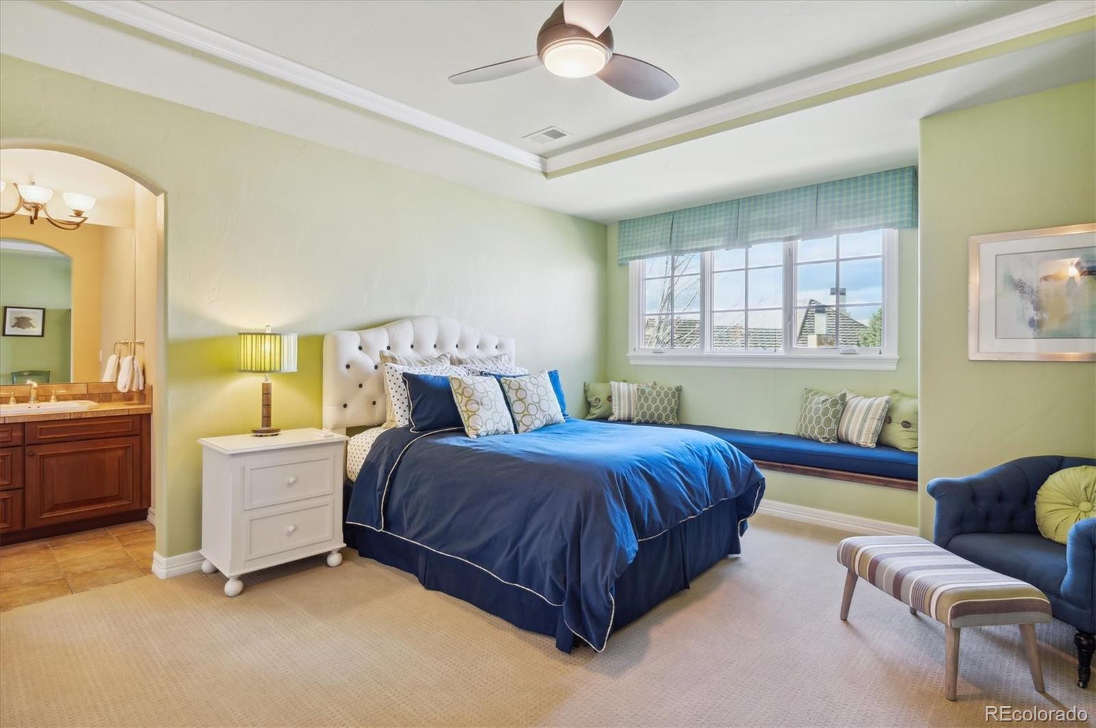 2452 S Yosemite Street