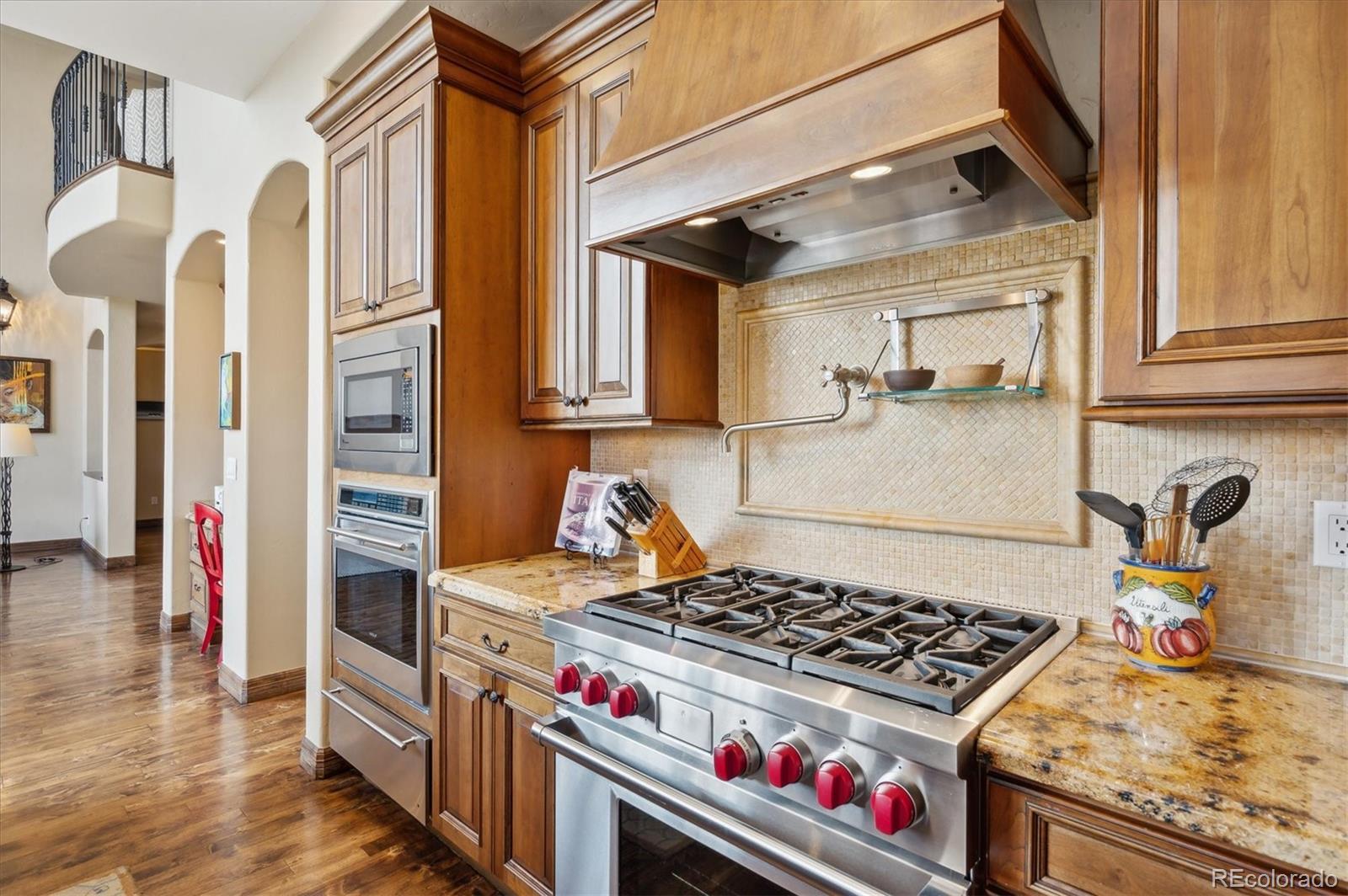 2452 S Yosemite Street