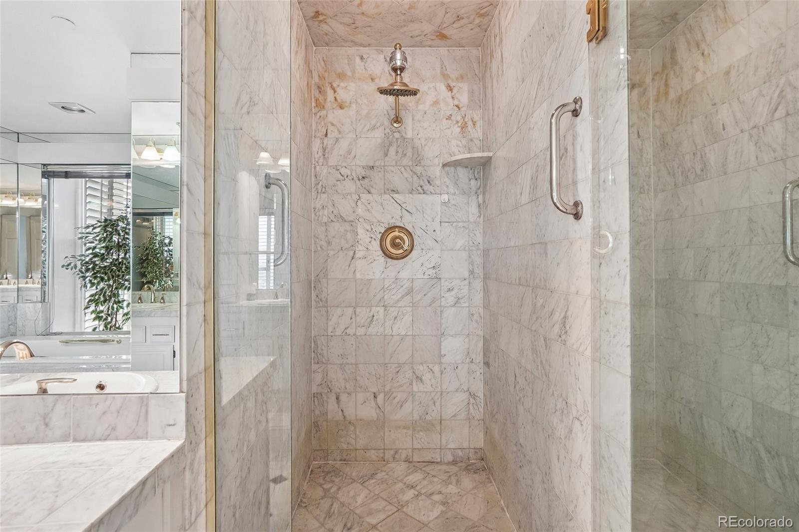 1900 E Girard Place Unit: 901