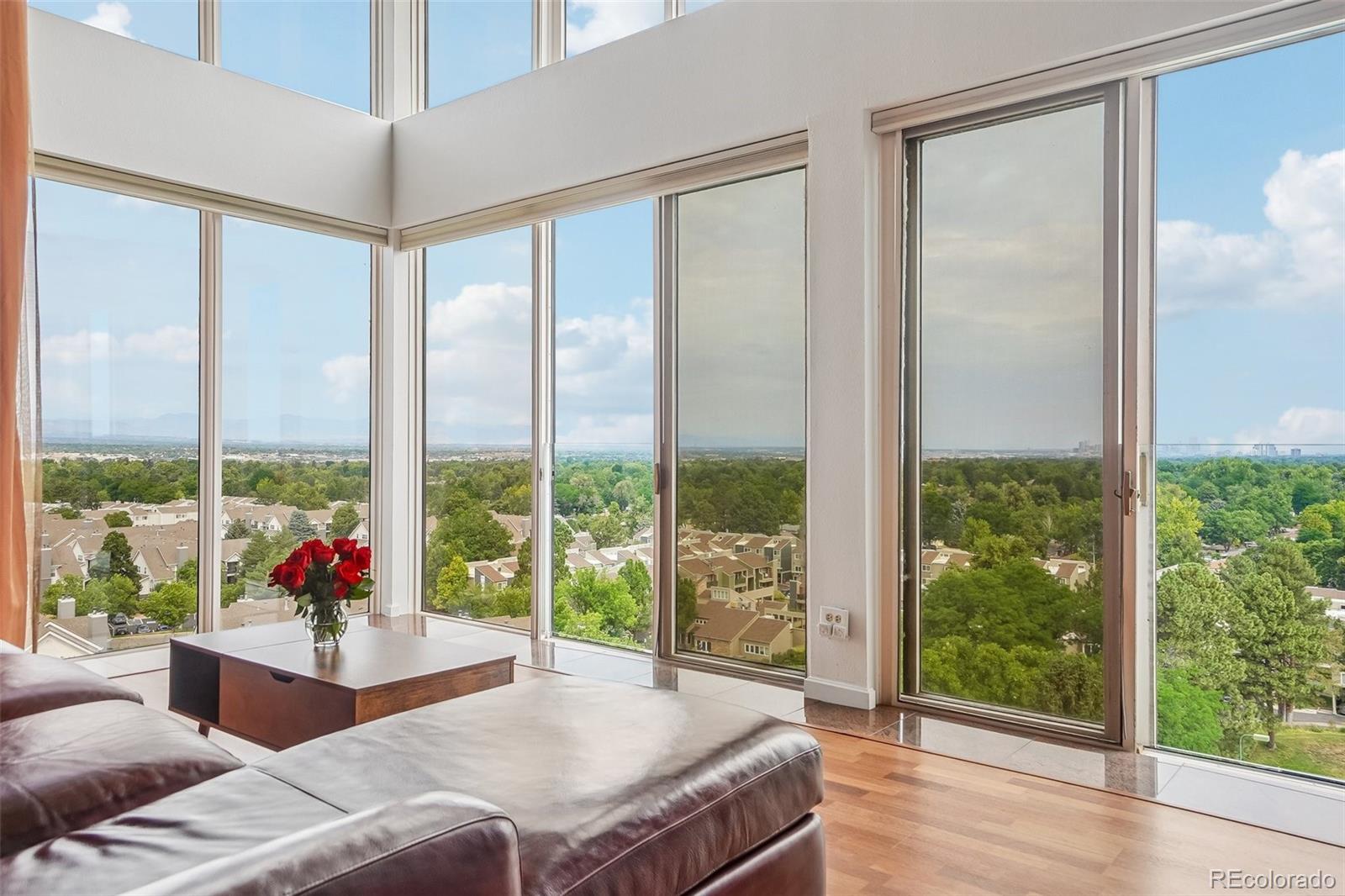 1900 E Girard Place Unit: 901