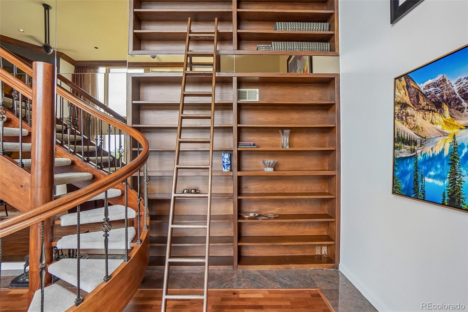 1900 E Girard Place Unit: 901