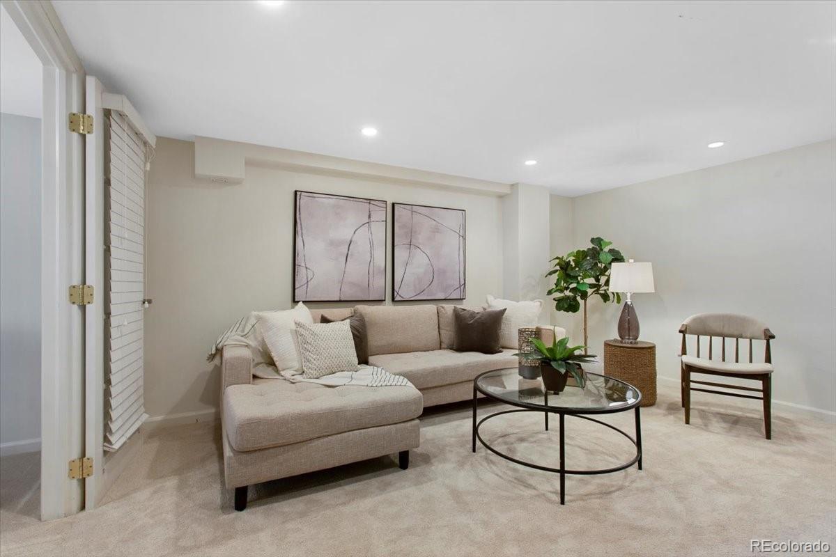 1080 S Garfield Street