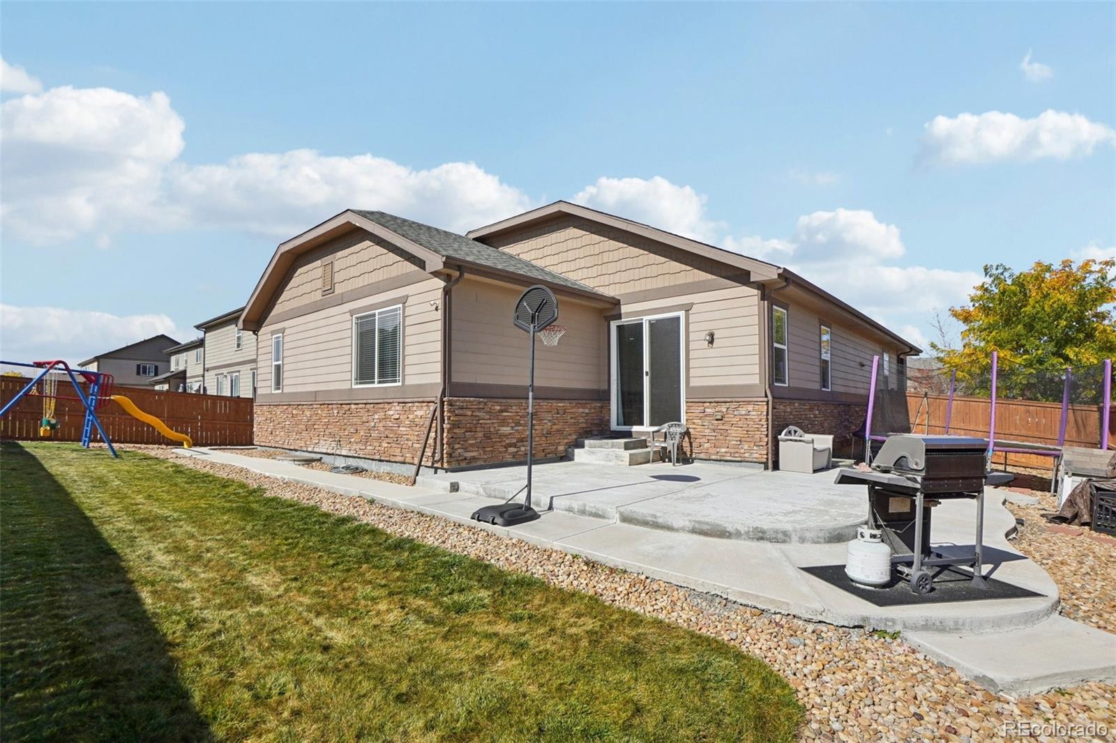 25208 E Ellsworth Place