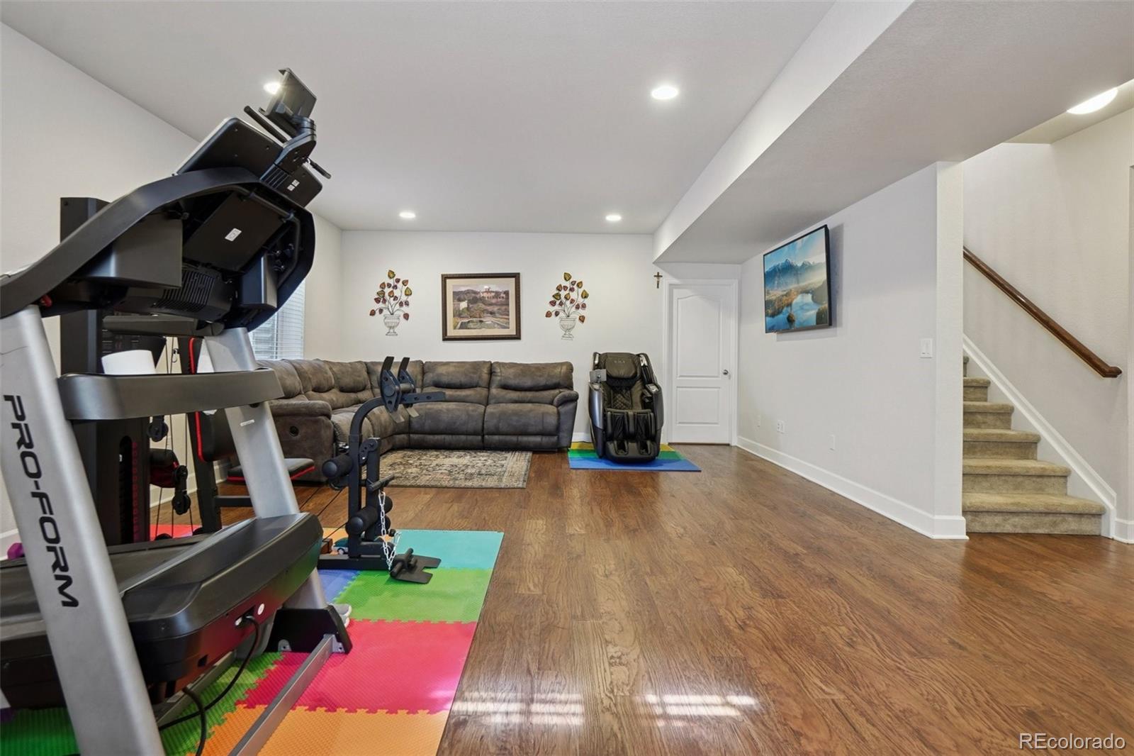 25208 E Ellsworth Place