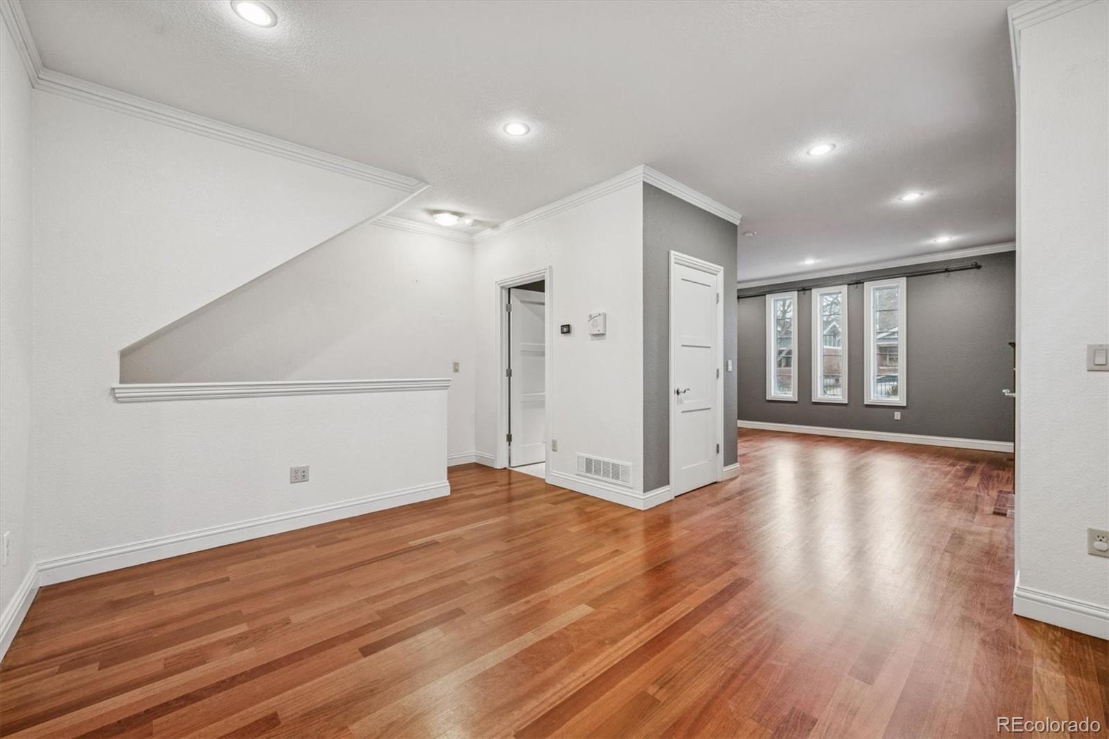 464 S Franklin Street