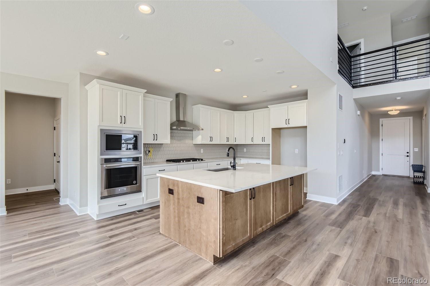 5600 Palmia Lane