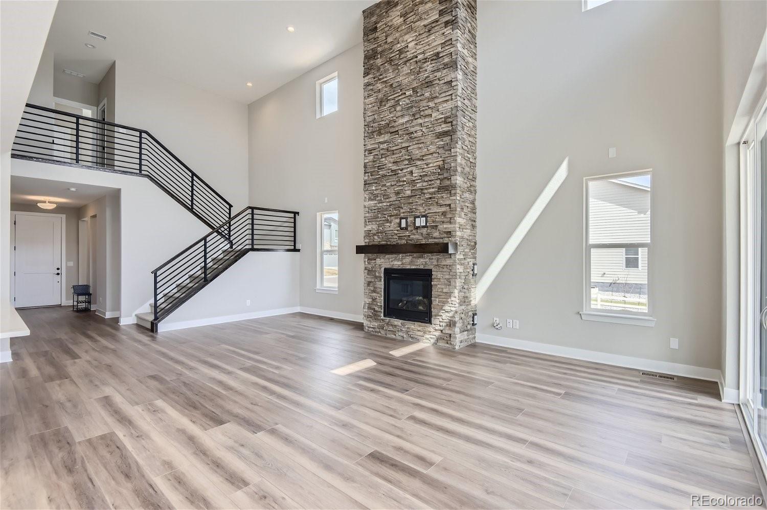 5600 Palmia Lane