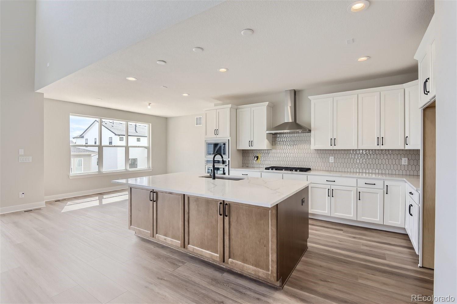 5600 Palmia Lane