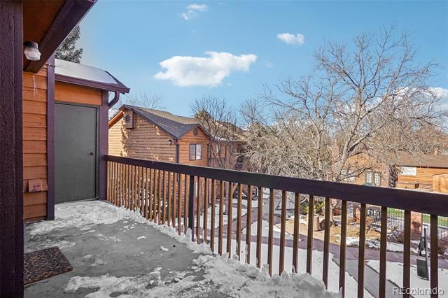 2253 S Buckley Road Unit: 202
