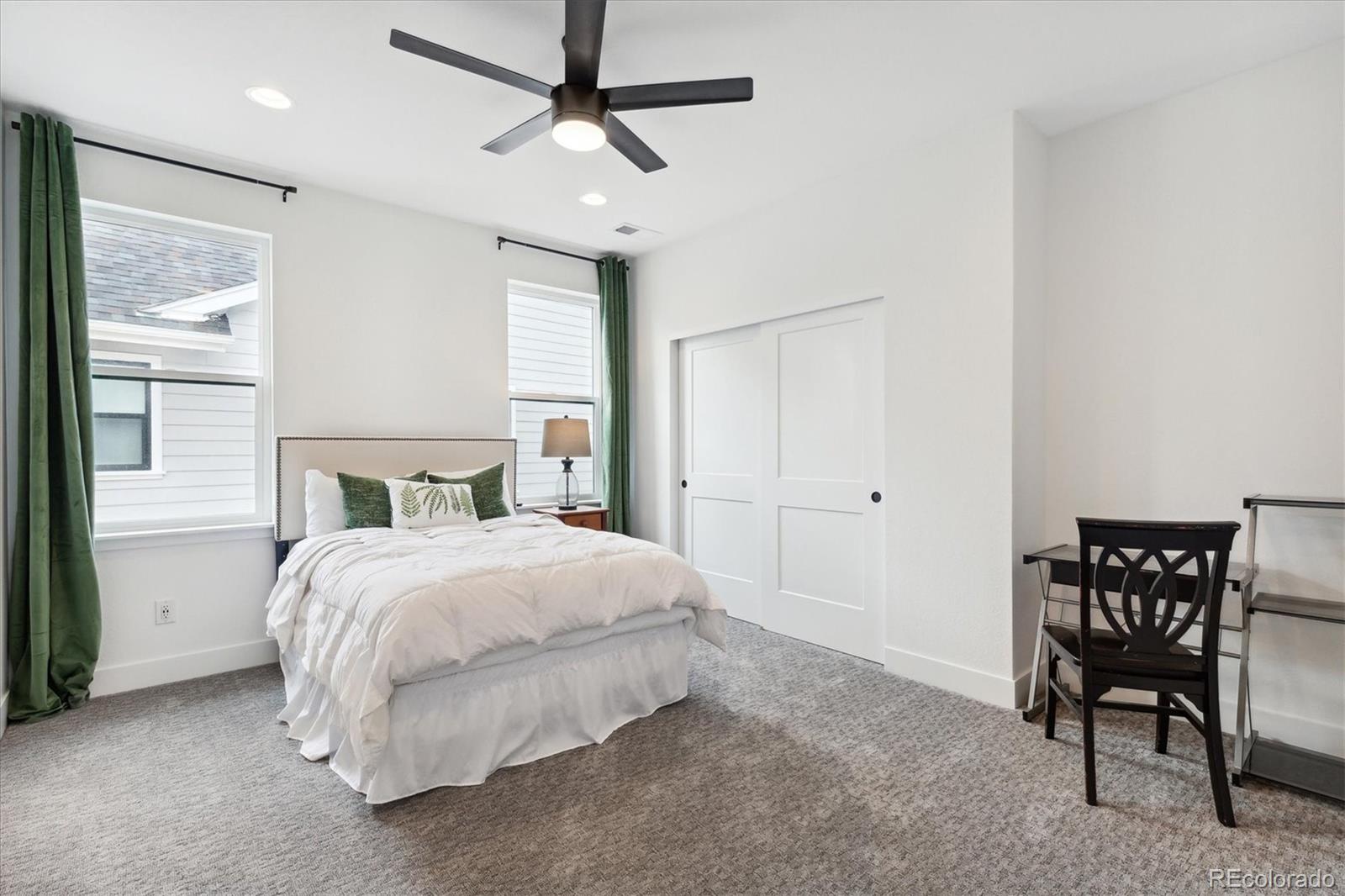 9225 Star Streak Circle