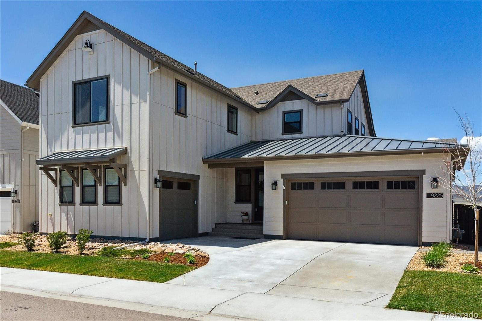 9225 Star Streak Circle