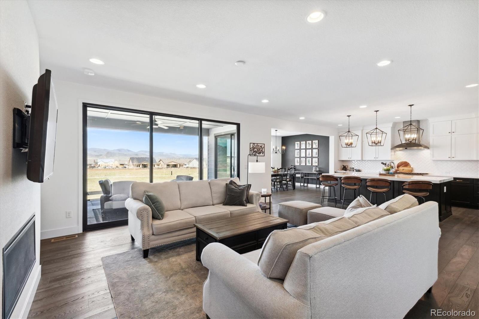 9225 Star Streak Circle