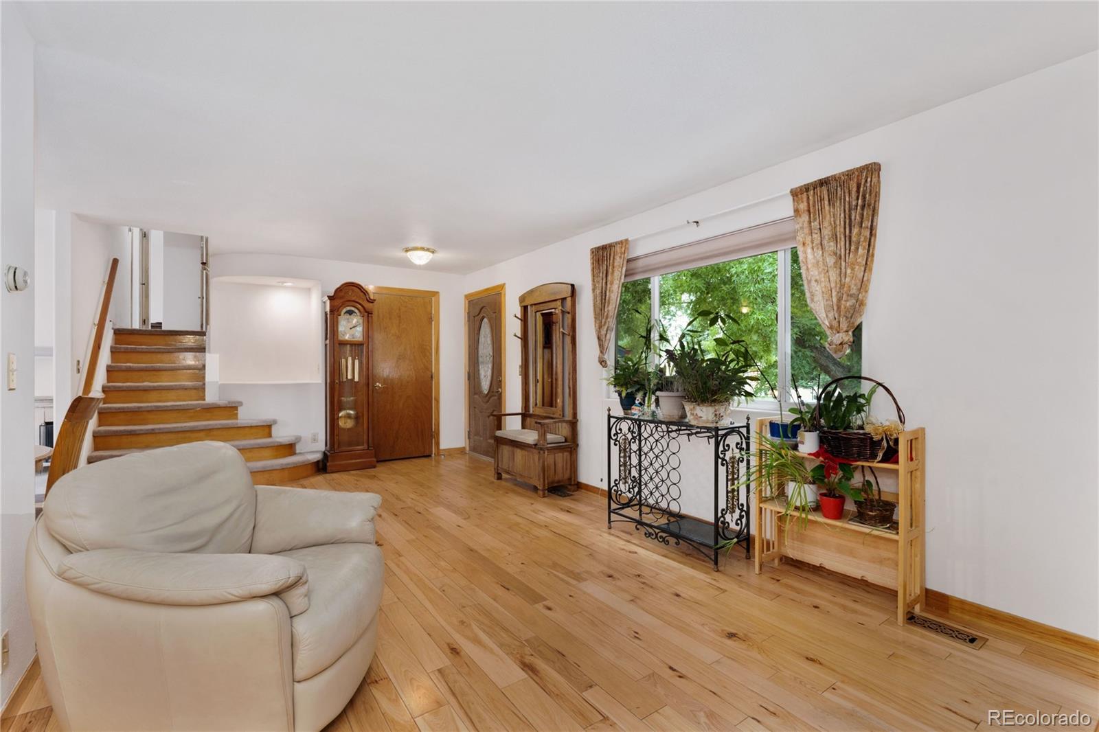 956 Mountain View Drive