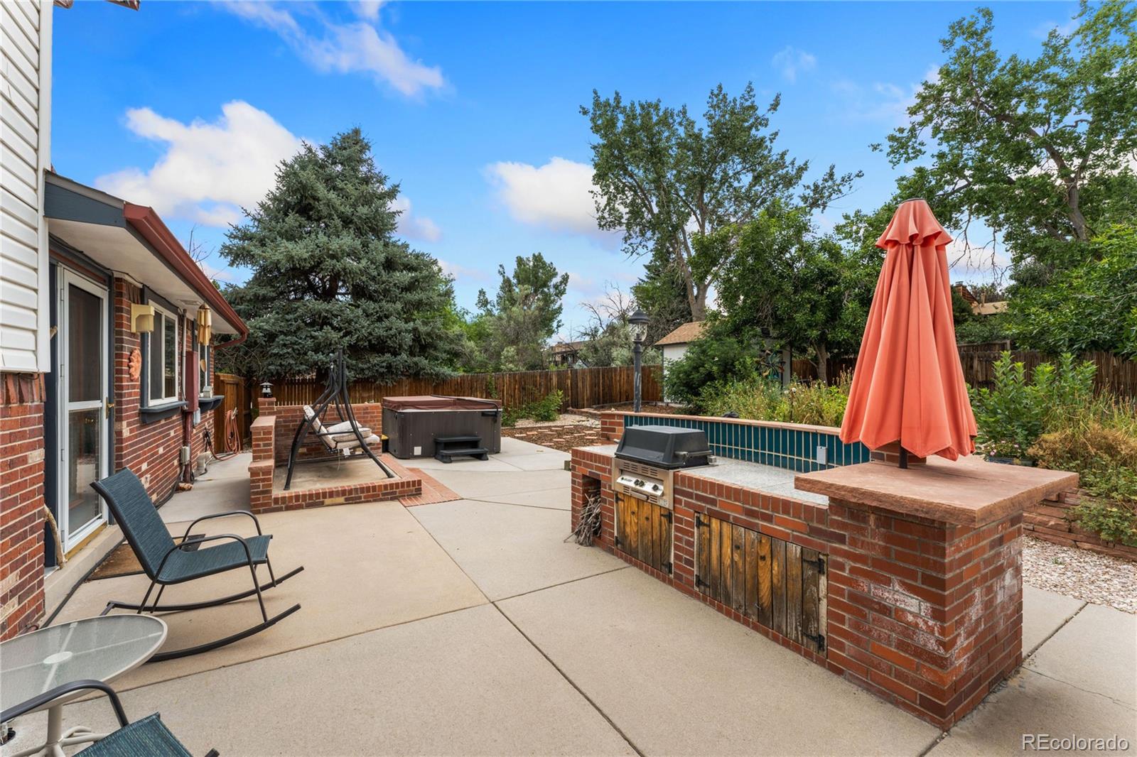 956 Mountain View Drive