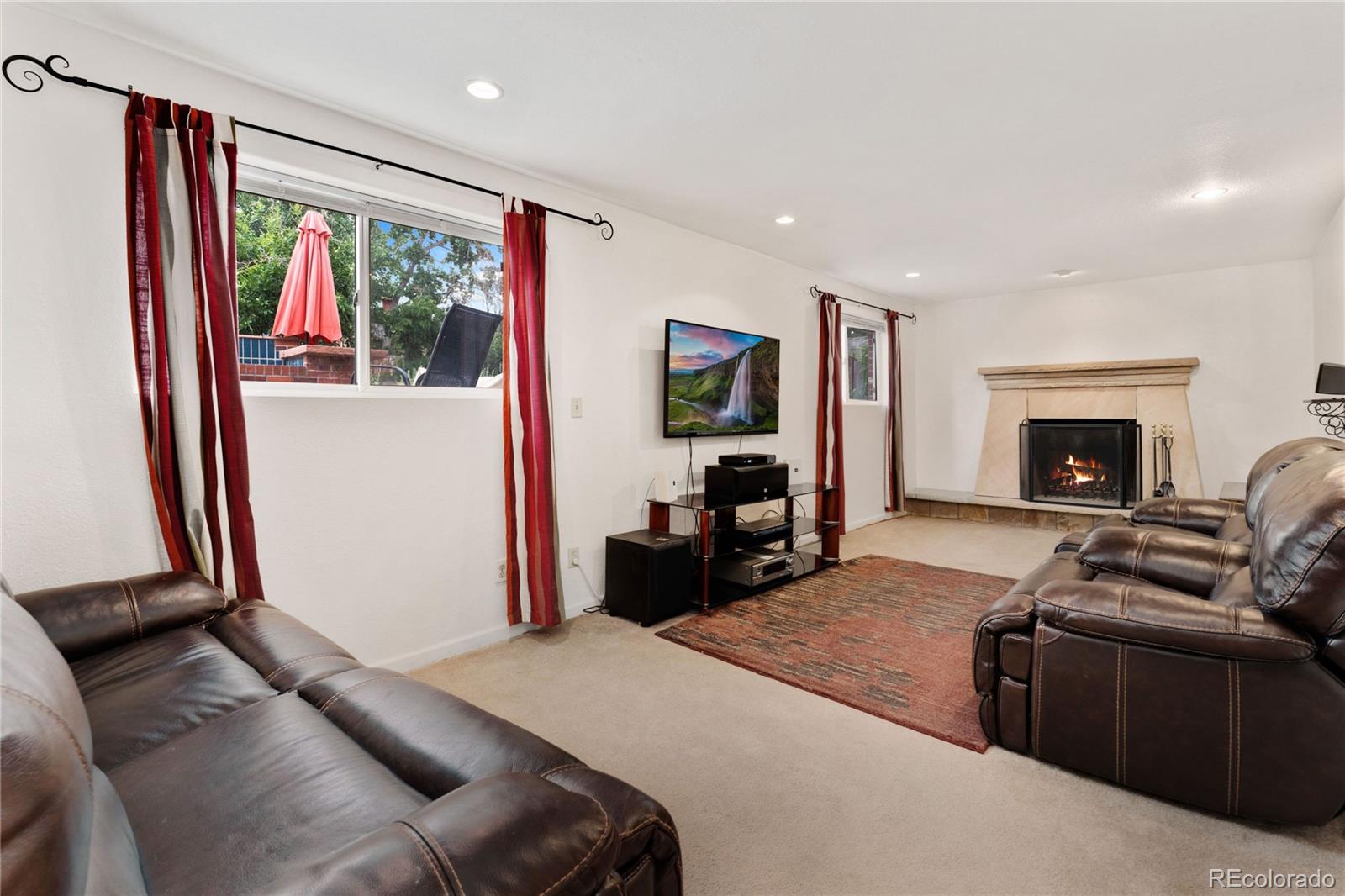 956 Mountain View Drive
