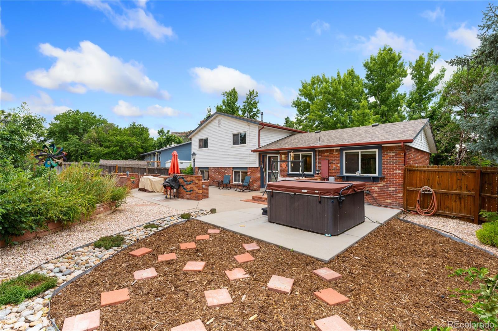 956 Mountain View Drive