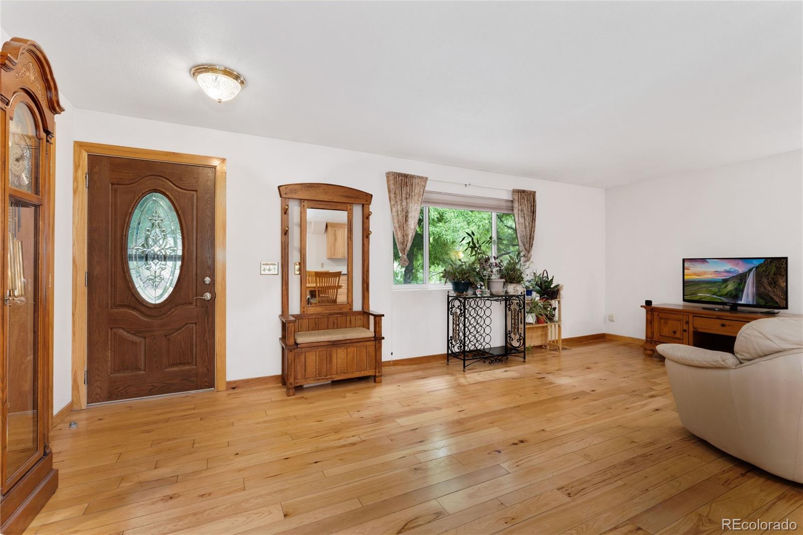 956 Mountain View Drive