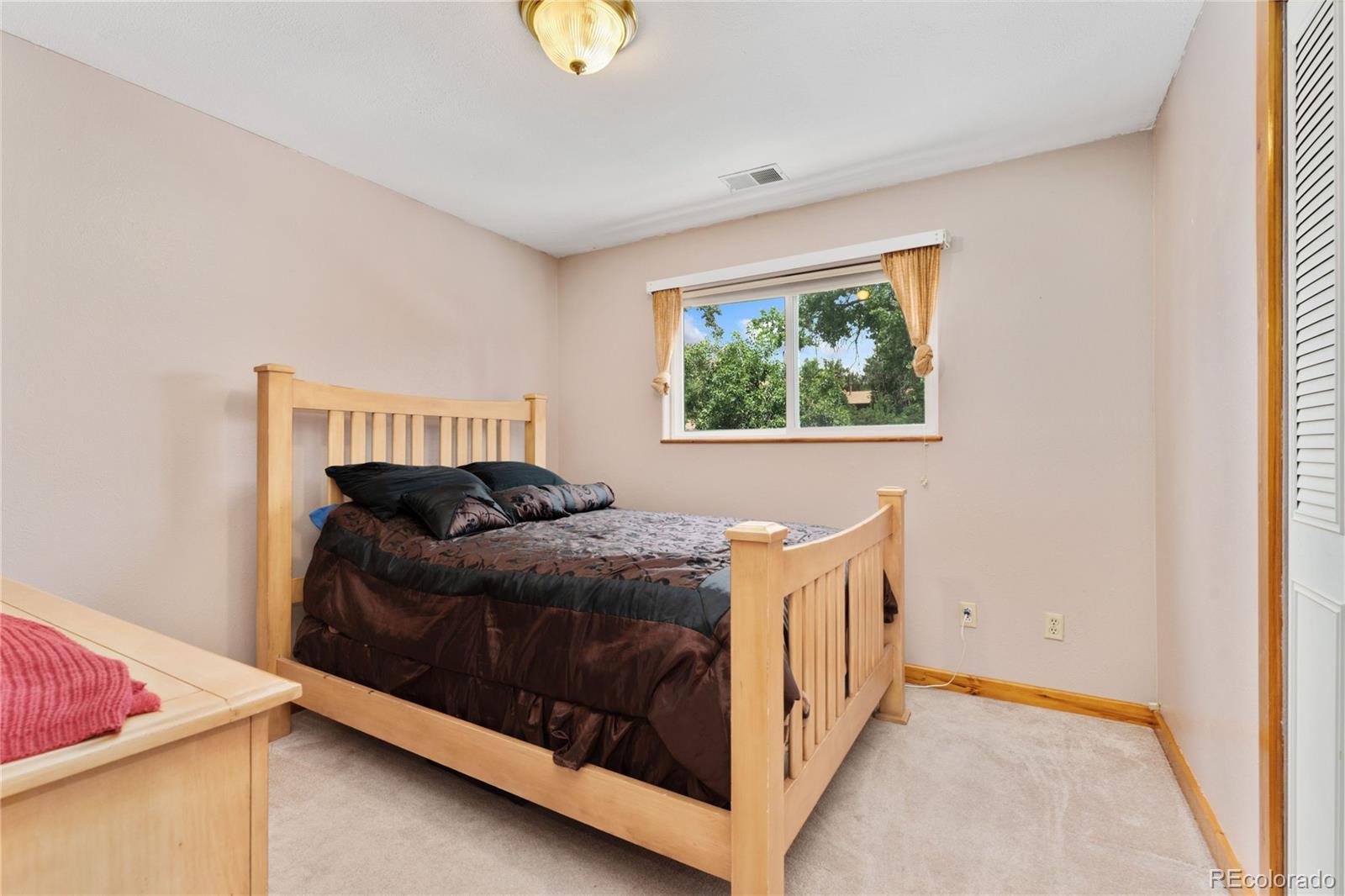 956 Mountain View Drive