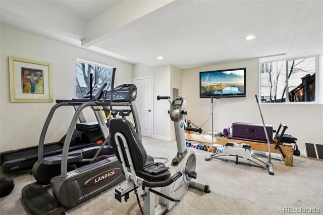 447 Winterthur Way