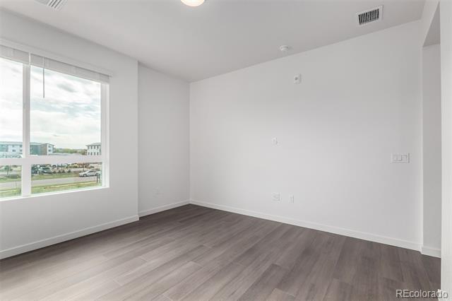 6153 N Ceylon Street Unit: 307