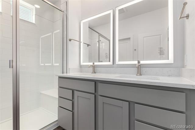 6153 N Ceylon Street Unit: 307