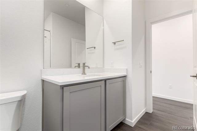 6153 N Ceylon Street Unit: 307