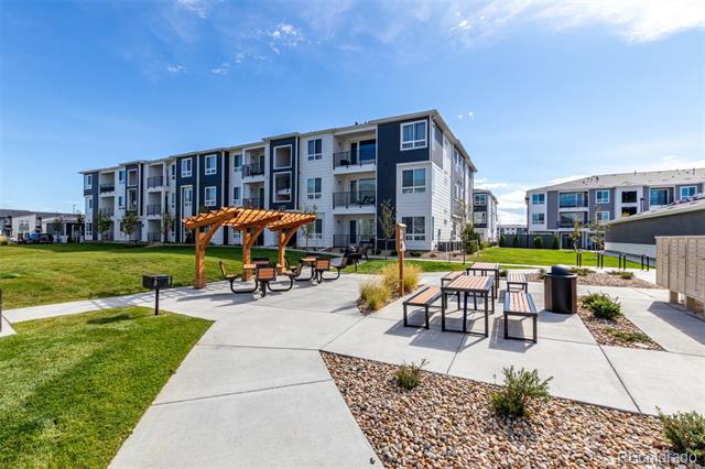 6153 N Ceylon Street Unit: 307