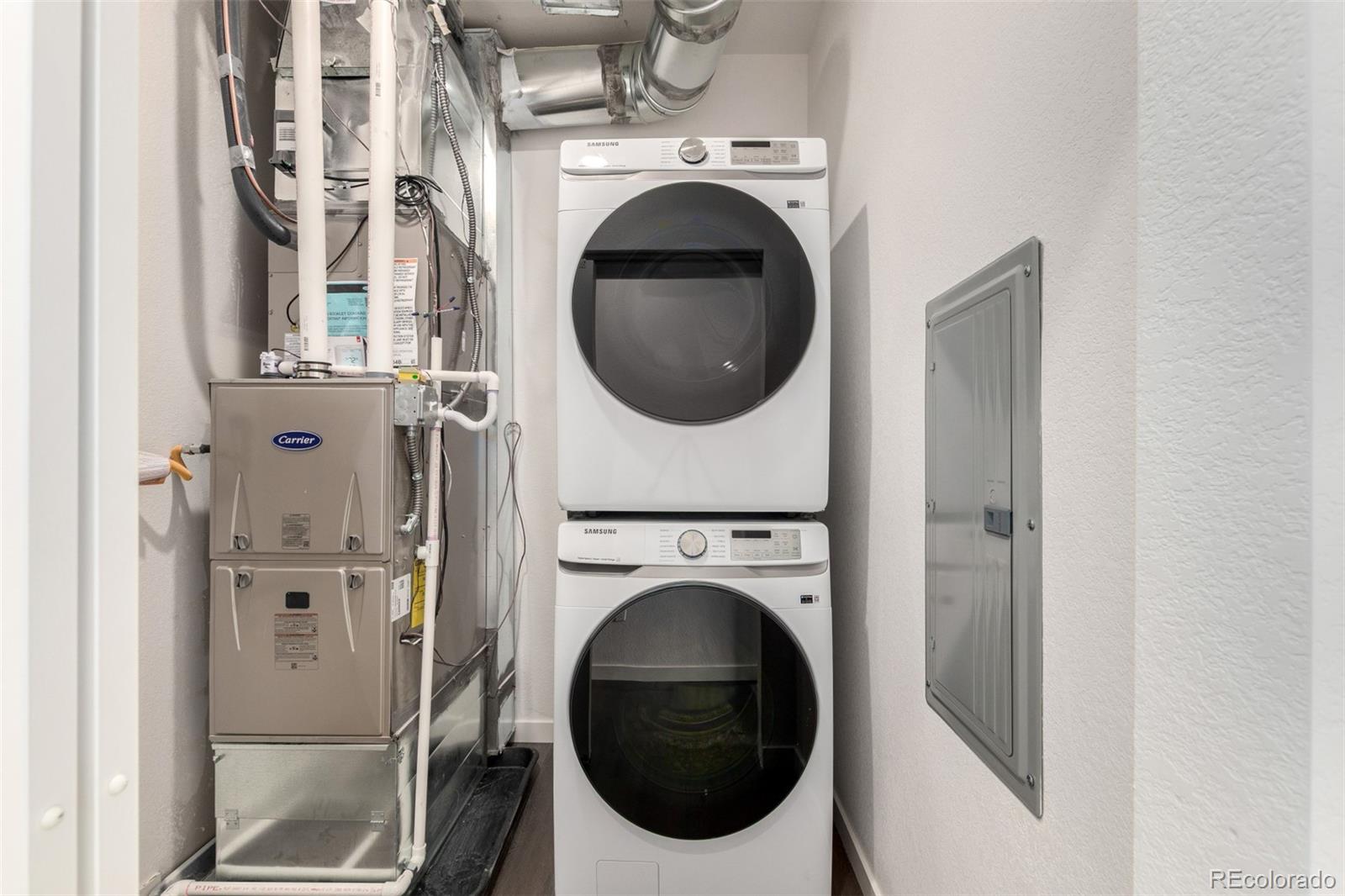 6153 N Ceylon Street Unit: 307