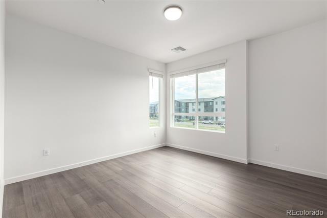 6153 N Ceylon Street Unit: 307