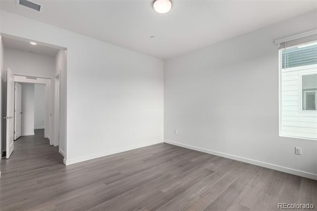 6153 N Ceylon Street Unit: 307