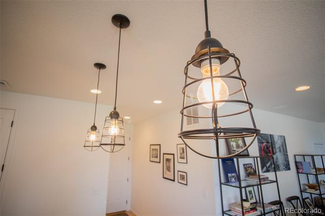 18071 E 96th Place