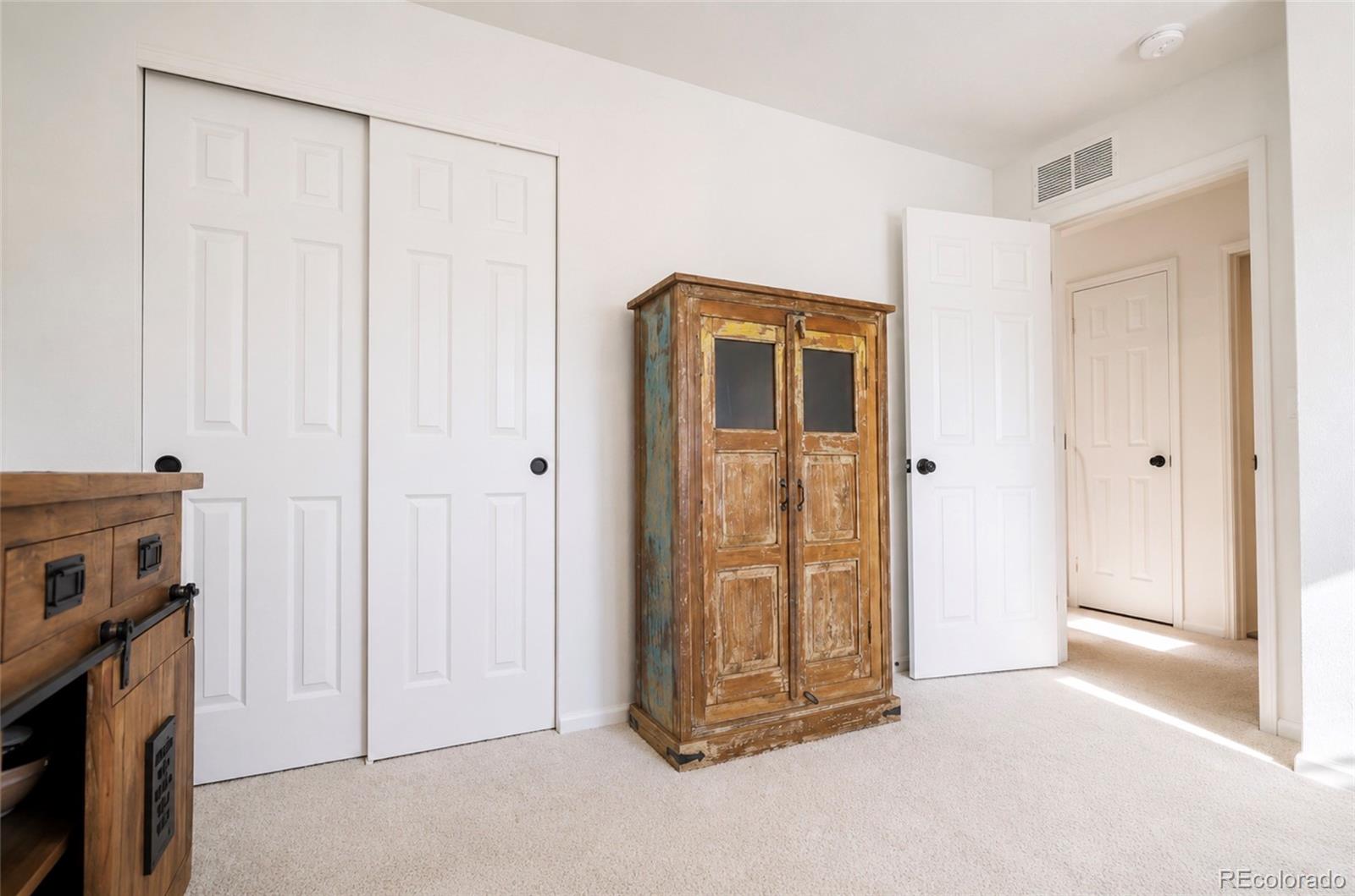 18071 E 96th Place