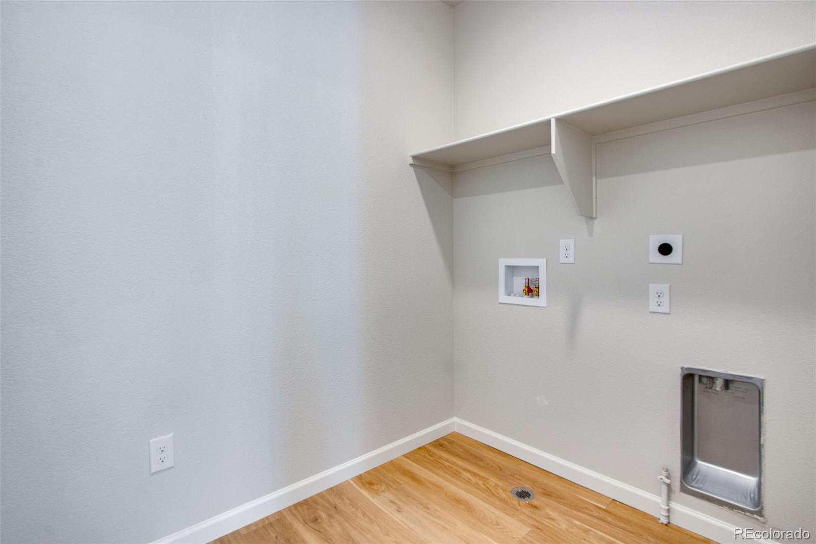 1423 Great Western Drive