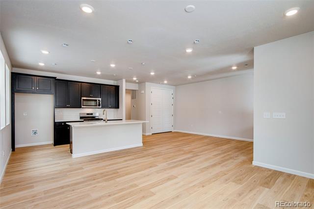 1423 Great Western Drive