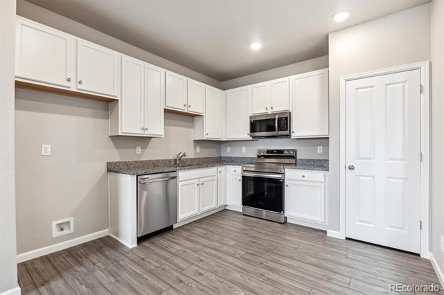 311 Shoveler Way
