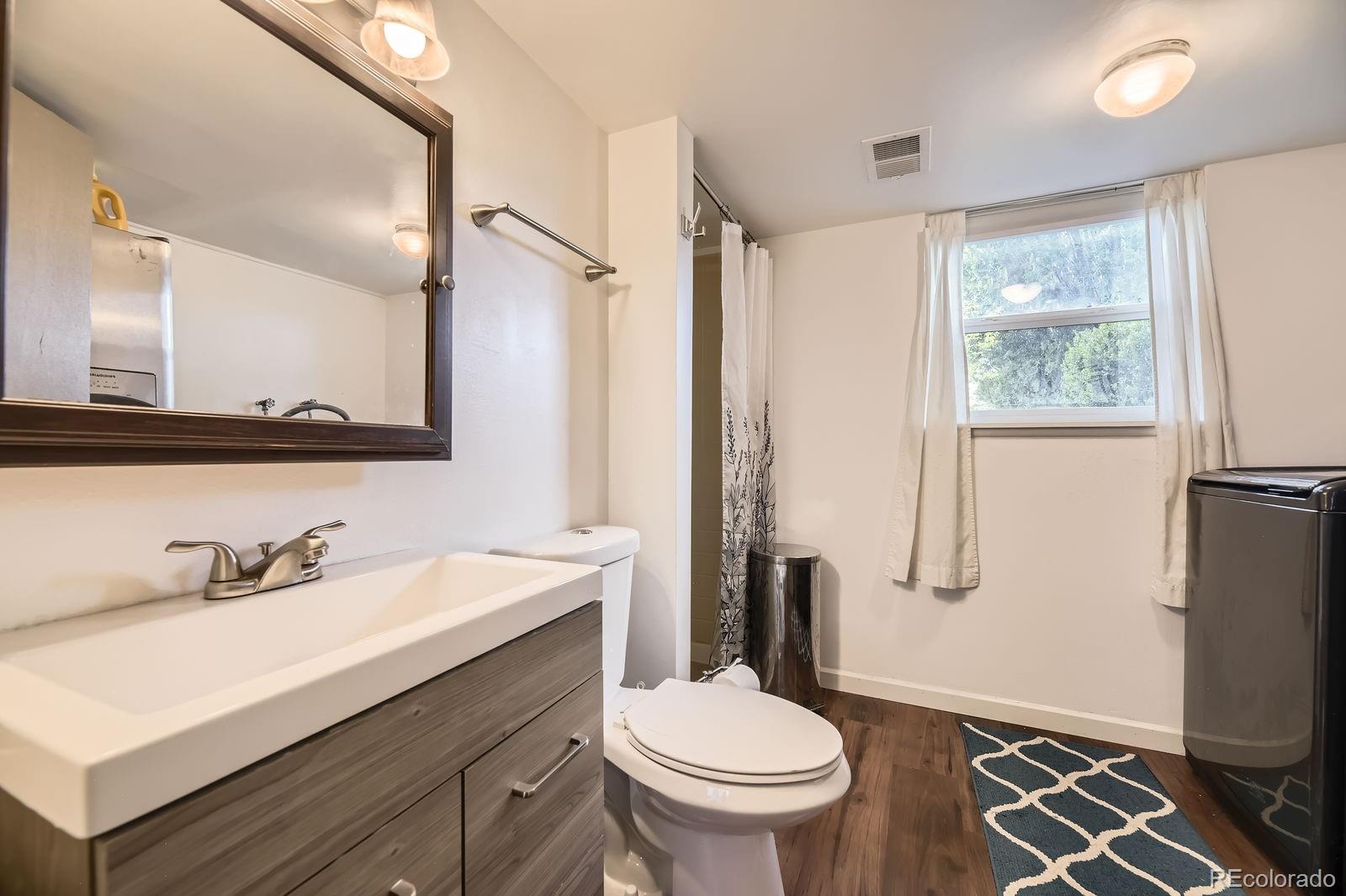 13661 W Tufts Avenue