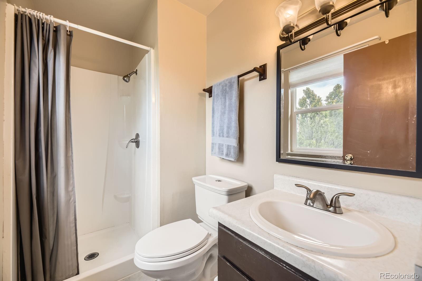 13661 W Tufts Avenue